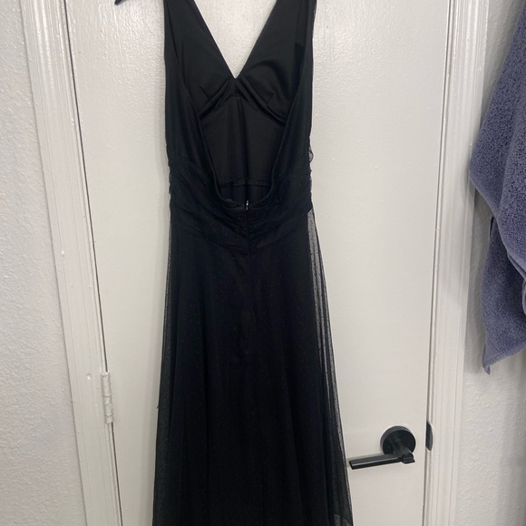 Forever 21 Black Midi Dress - Picture 2 of 4